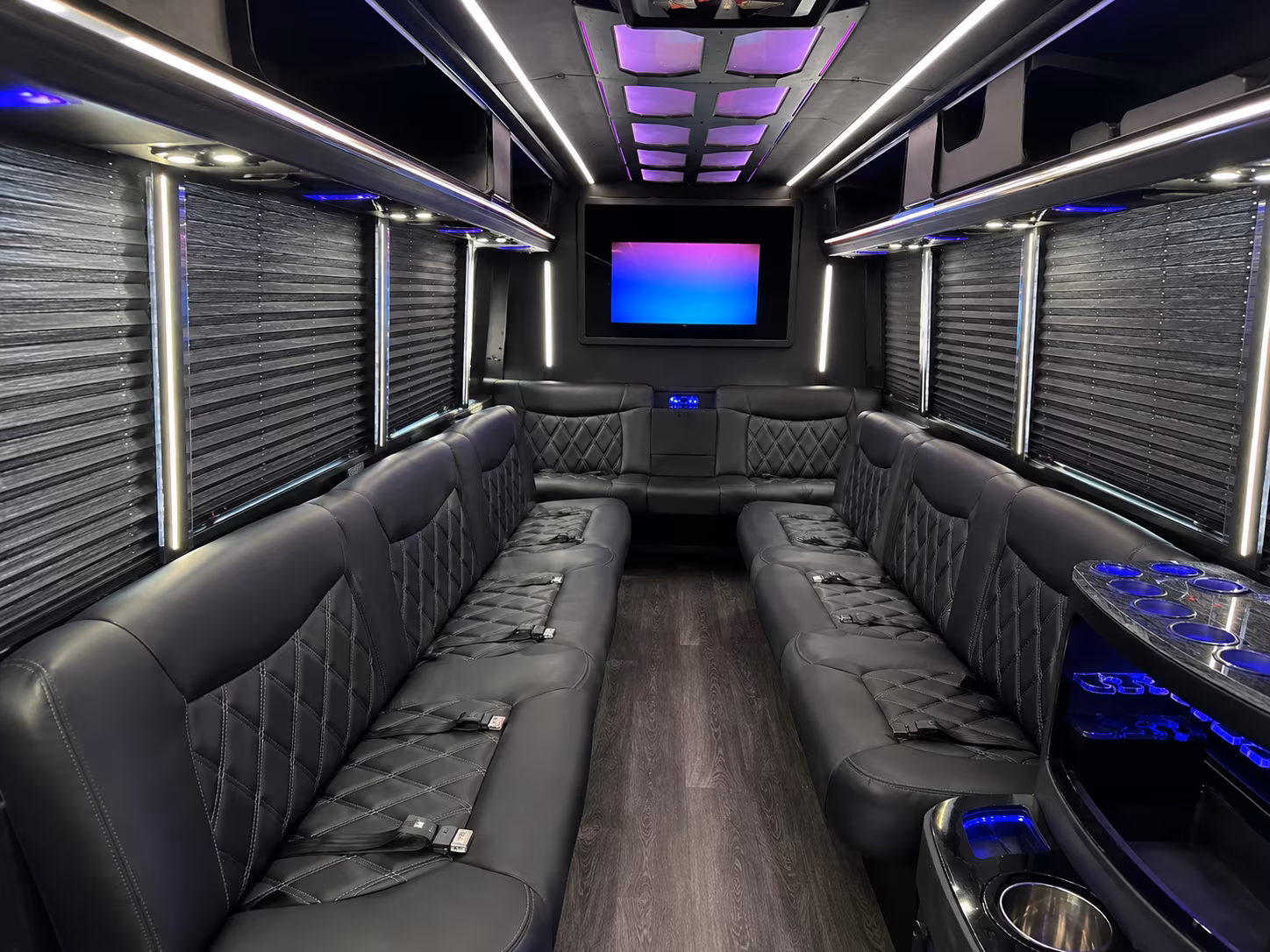 bus rentals for regional association meetings and expo groups in sioux falls