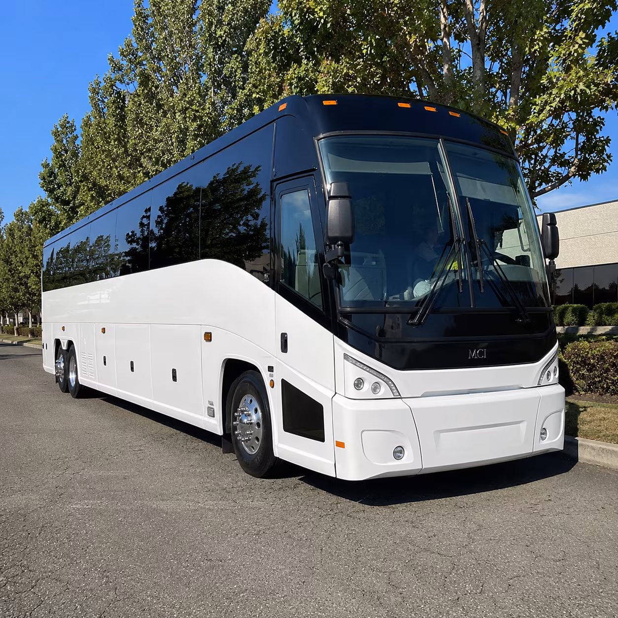 sioux falls 50 passenger charter bus