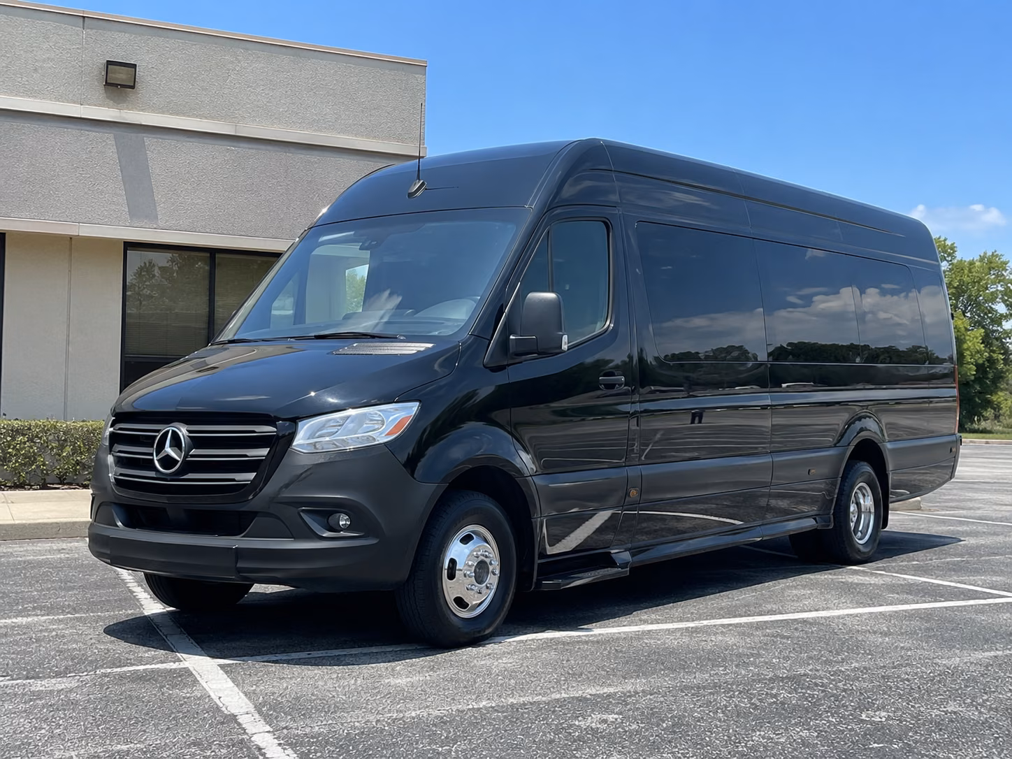 sprinter van rentals for small group wine tours around sioux falls