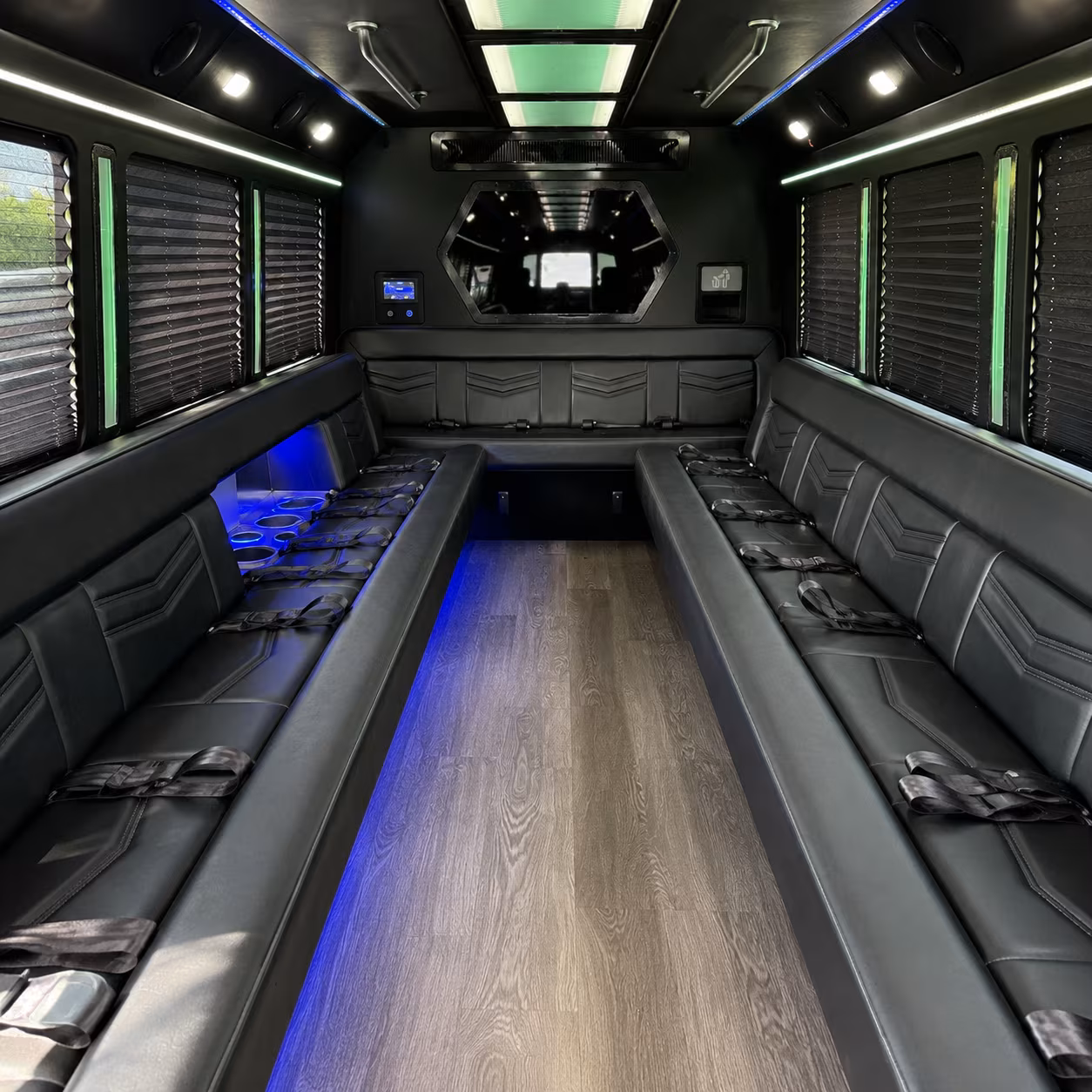 why rent using siouxfallsminibuscompany com 2